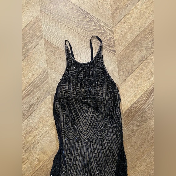 Stunning Prevue Backless Evening Gown - Picture 4 of 16